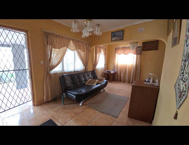 5 BEDROOM HOUSE FOR SALE IN SHALLCROSS